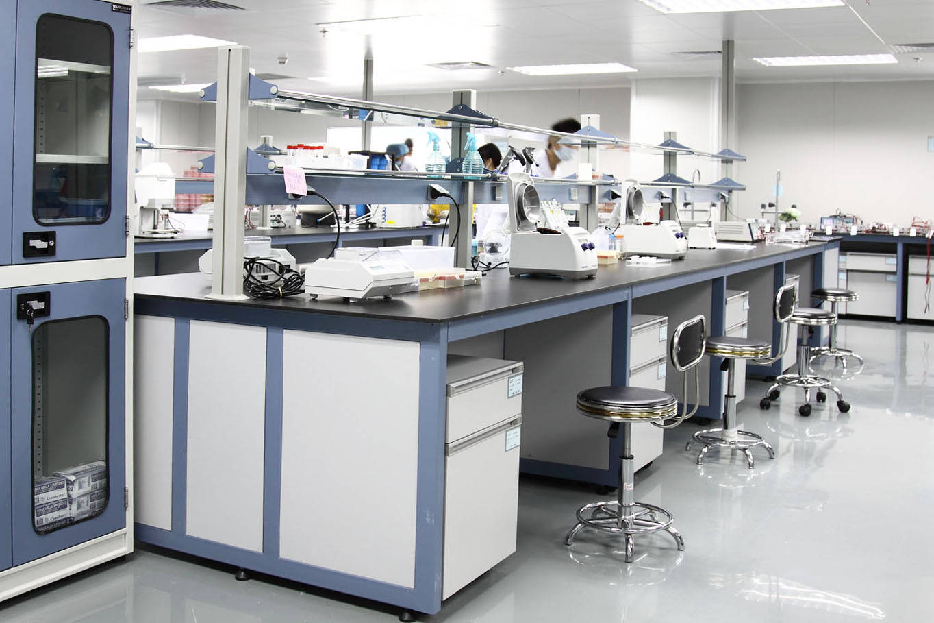 Raw material R&D laboratory
